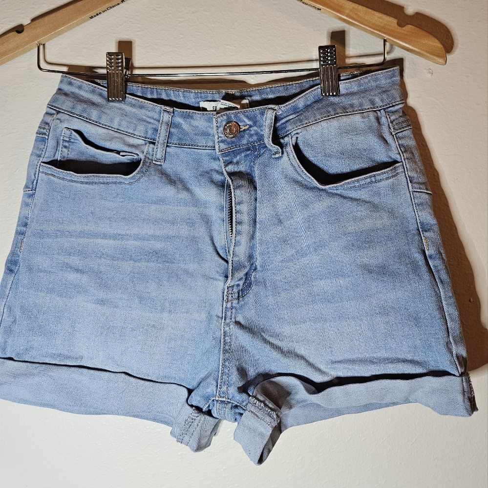 Forever 21 Size 30 High Waisted Light Jean Shorts